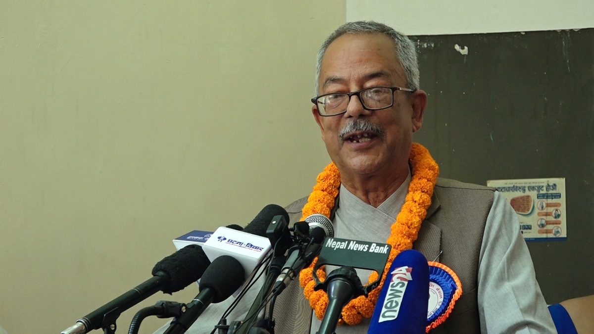 एकीकरण भएकैले नेपाली भएर बाच्न पाइएको छ : इतिहासविद् पन्त